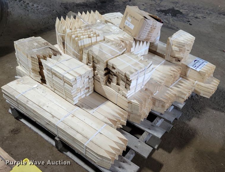 image for item DG0533 Grade stakes