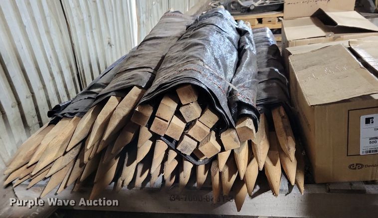 image for item DG0533 Grade stakes