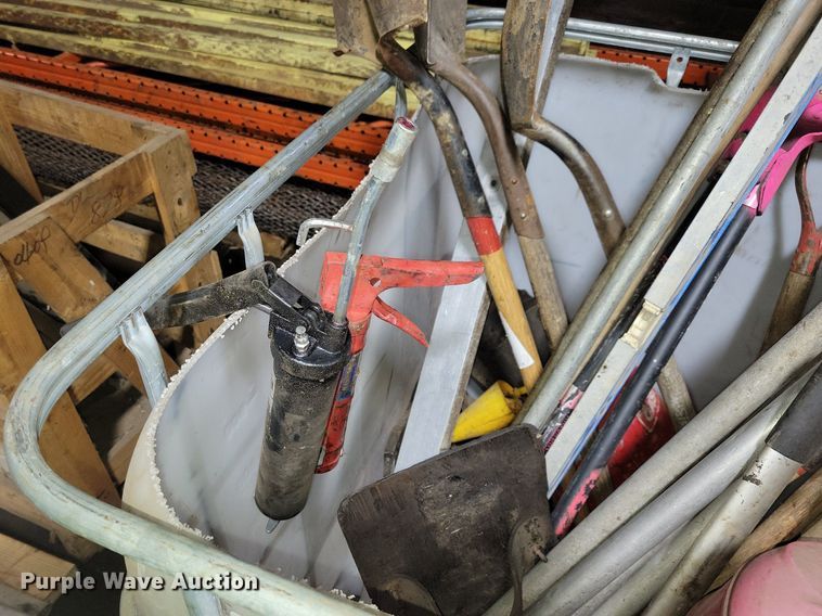 image for item DG0545 (3) bins of tools