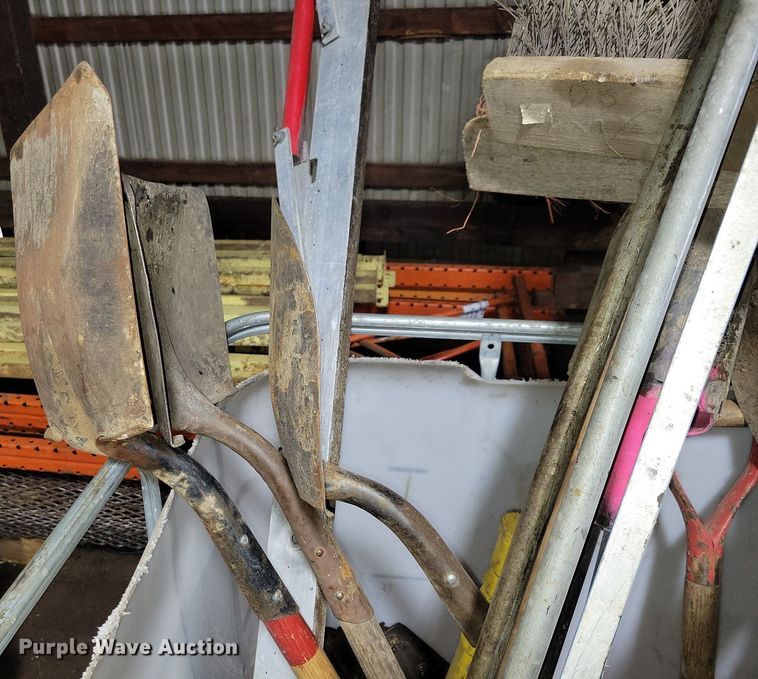 image for item DG0545 (3) bins of tools