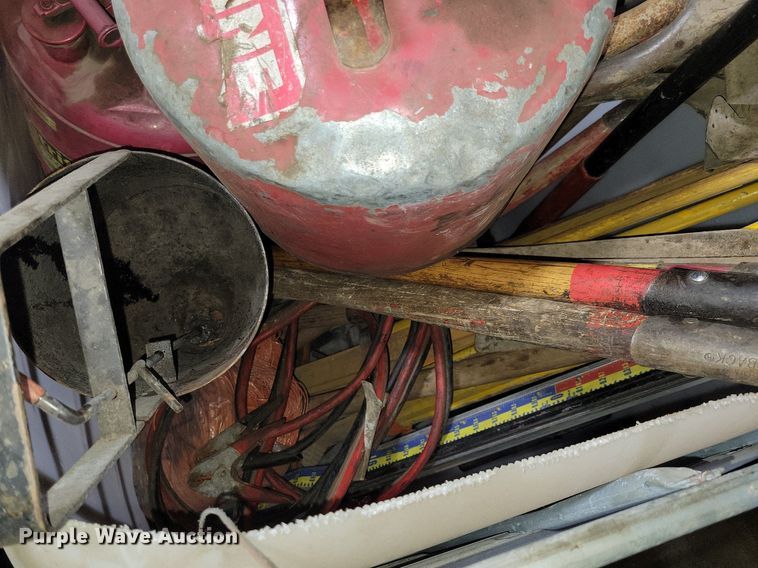 image for item DG0545 (3) bins of tools