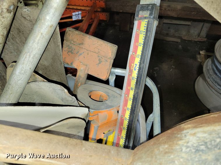 image for item DG0545 (3) bins of tools