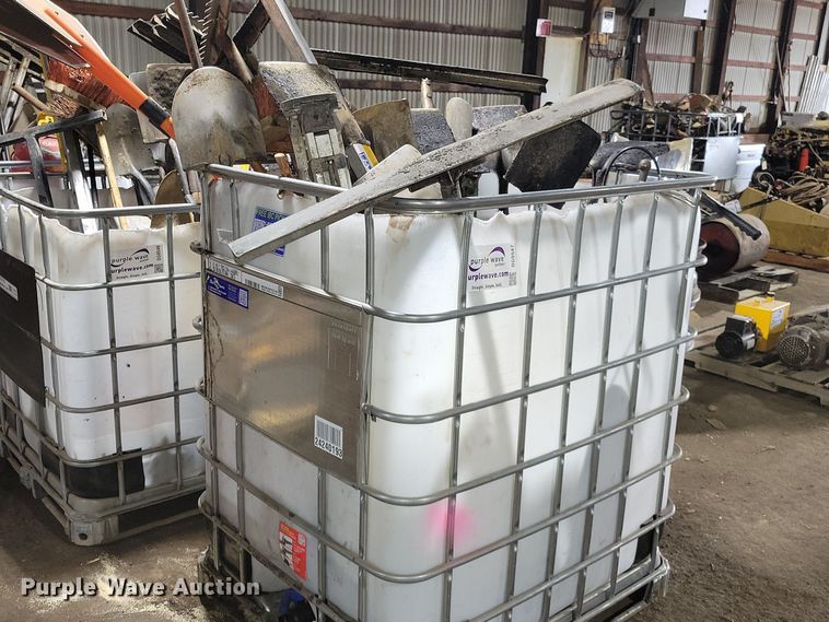 image for item DG0545 (3) bins of tools