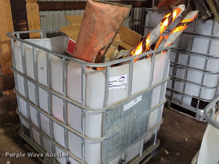 image for item DG0548 Flagging equipment 