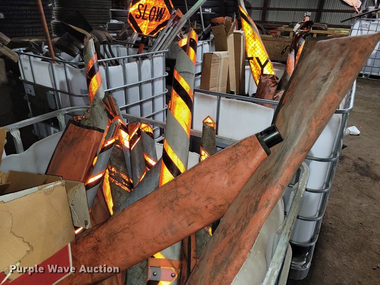 image for item DG0548 Flagging equipment 