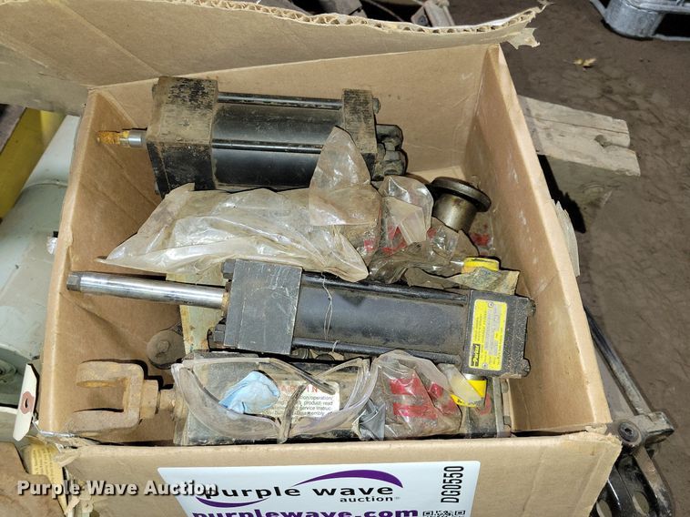 image for item DG0550 Tools