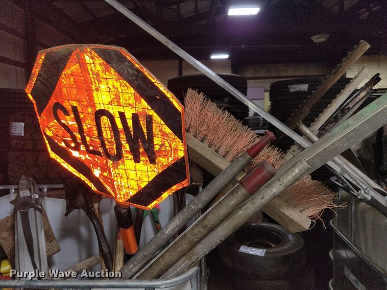 image for item DG0551 (2) bins of tools