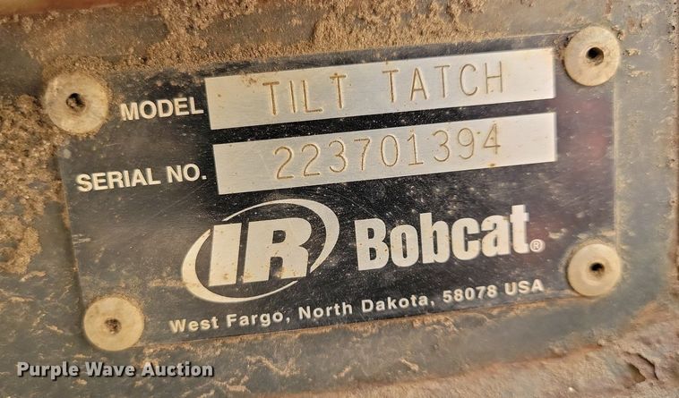image for item DG0554 Bobcat quick attach plate