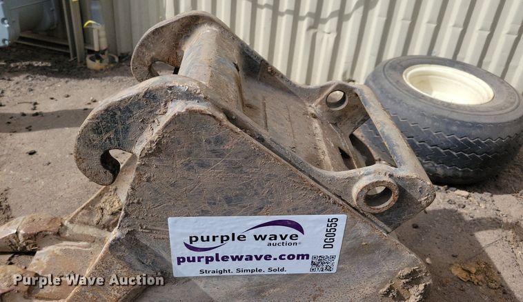 image for item DG0555 Excavator bucket