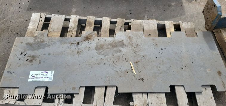 image for item DG0557 Paver parts