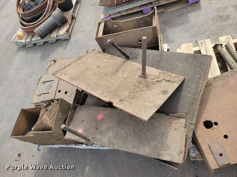 image for item DG0557 Paver parts