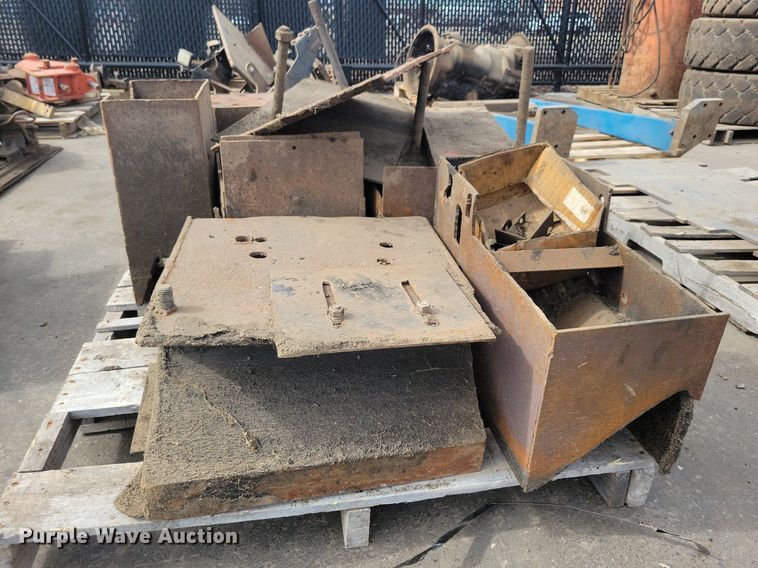 image for item DG0557 Paver parts