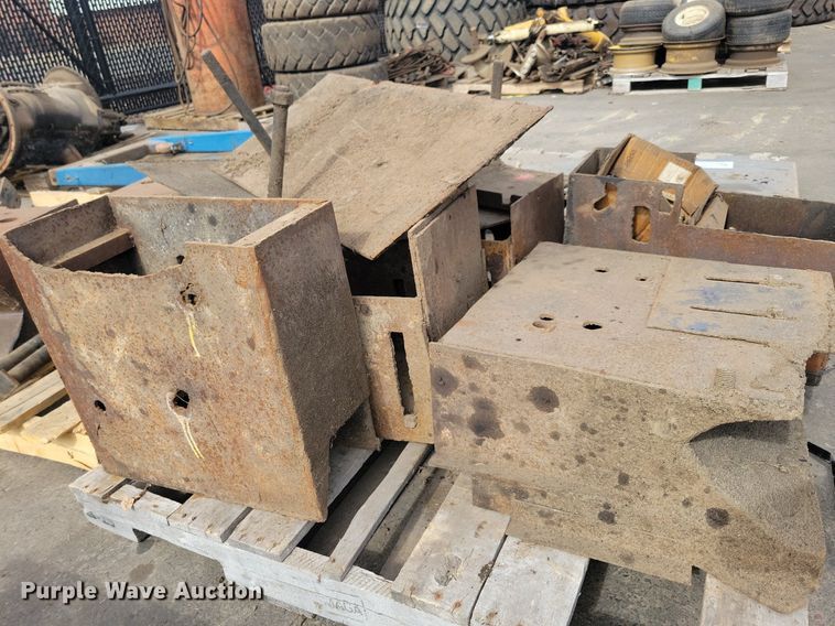 image for item DG0557 Paver parts