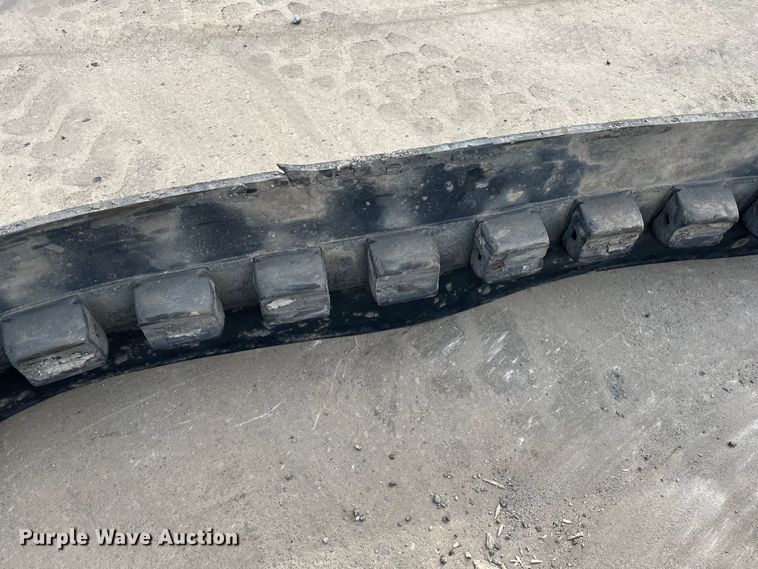 image for item DG0557 Paver parts