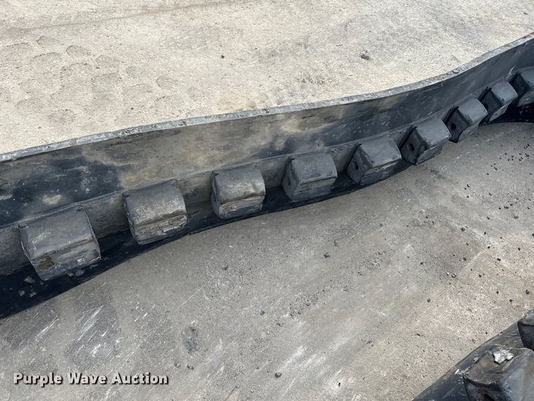 image for item DG0557 Paver parts