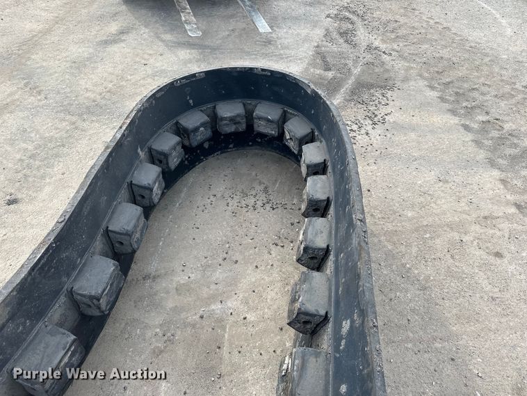 image for item DG0557 Paver parts