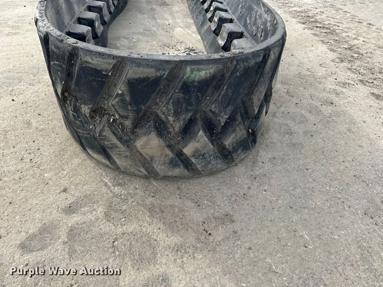 image for item DG0557 Paver parts