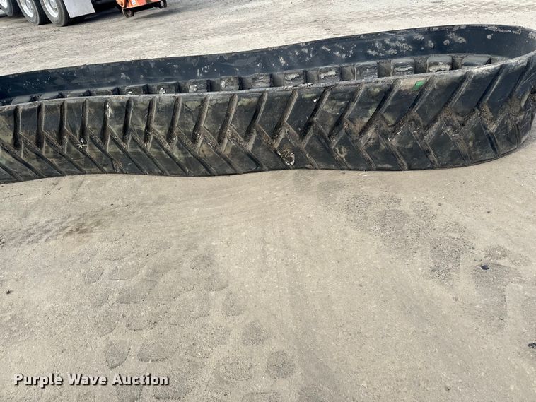 image for item DG0557 Paver parts