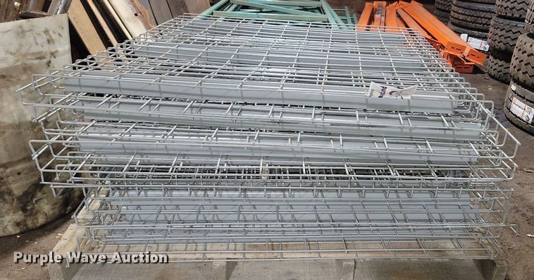 image for item DG0560 Pallet racking