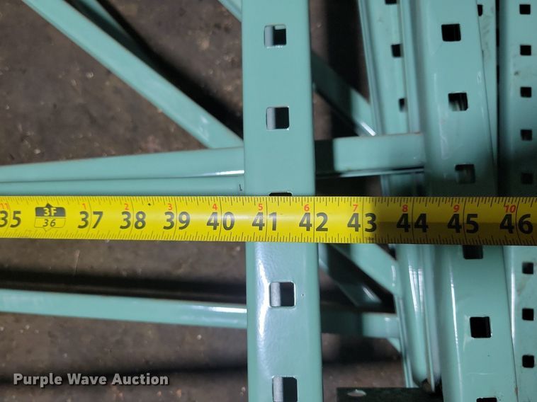 image for item DG0560 Pallet racking