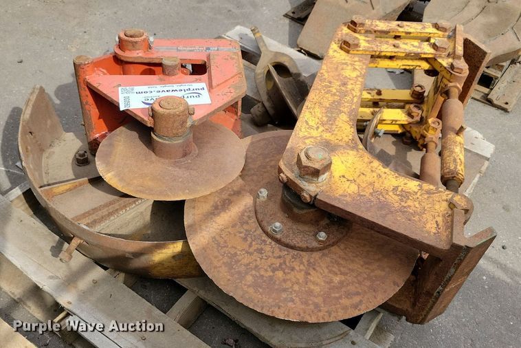 image for item DG0562 (3) General 130 asphalt cutters