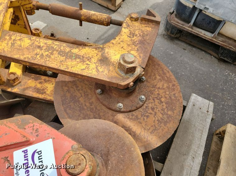 image for item DG0562 (3) General 130 asphalt cutters