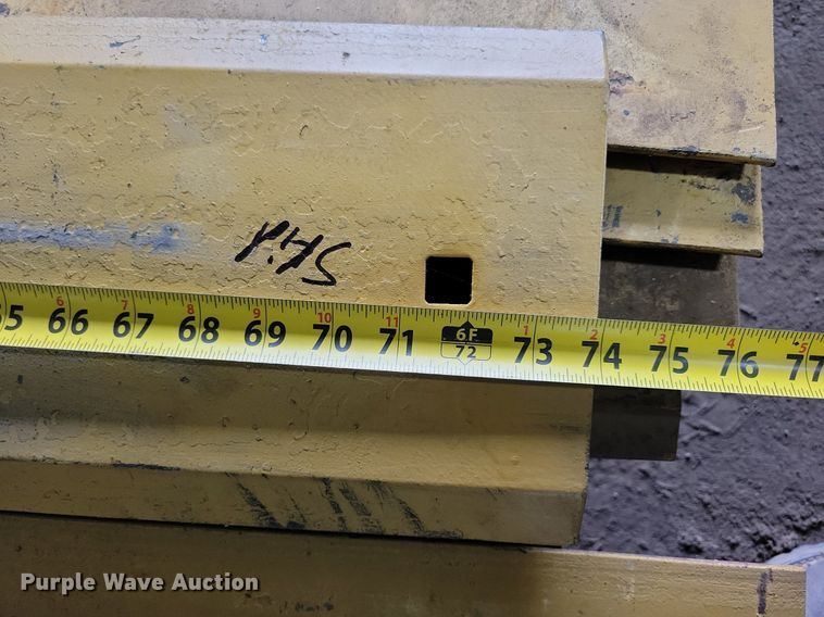 image for item DG0569 Approximately 26 Caterpillar cutting edges