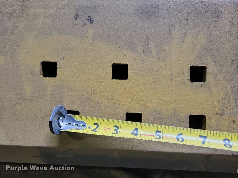 image for item DG0569 Approximately 26 Caterpillar cutting edges