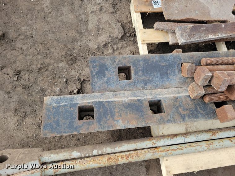 image for item DG0571 Lippmann 30X62 jaw crusher parts