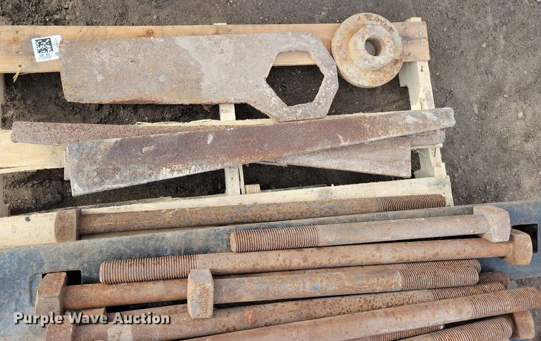 image for item DG0571 Lippmann 30X62 jaw crusher parts