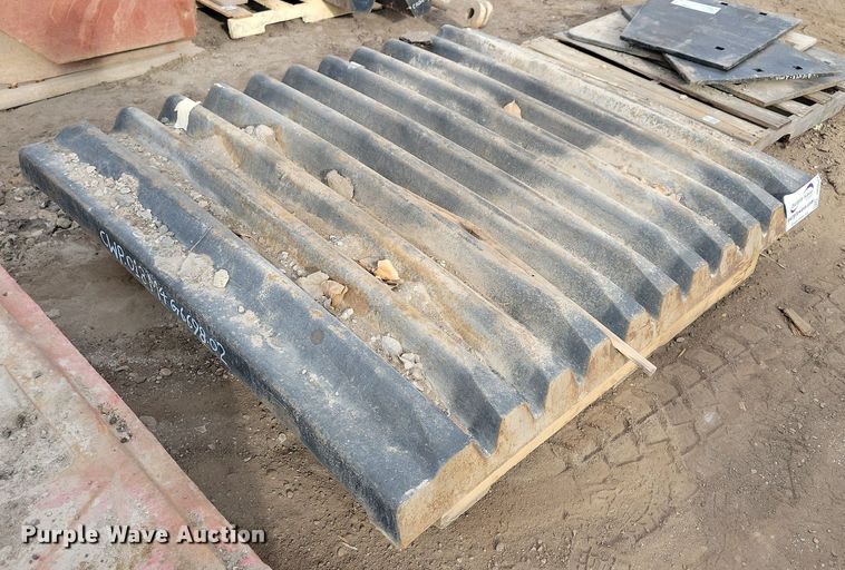 image for item DG0572 Jaw crusher plate