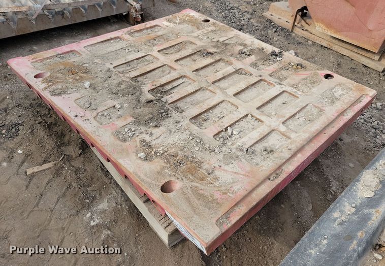 image for item DG0573 Jaw crusher plate