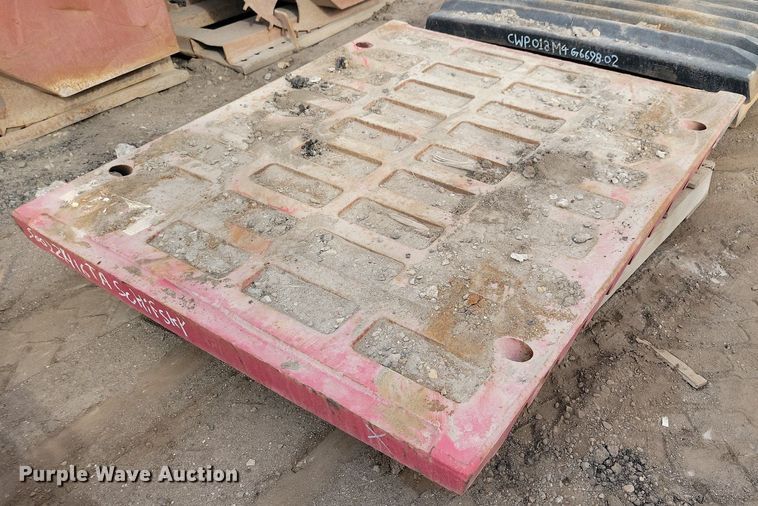 image for item DG0573 Jaw crusher plate