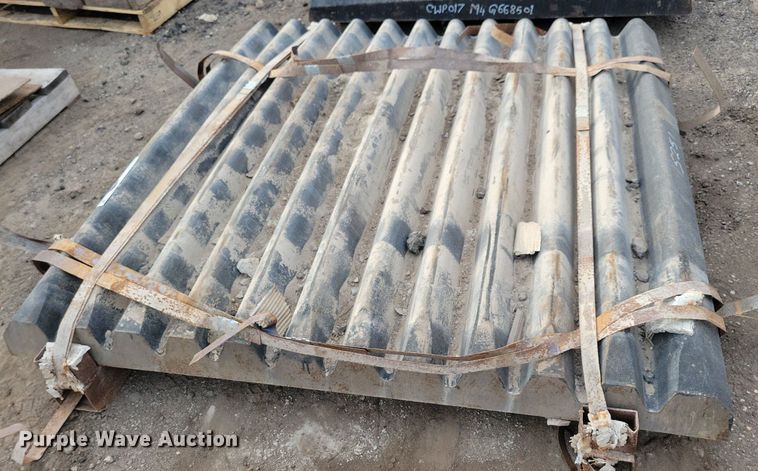 image for item DG0574 Jaw crusher plate