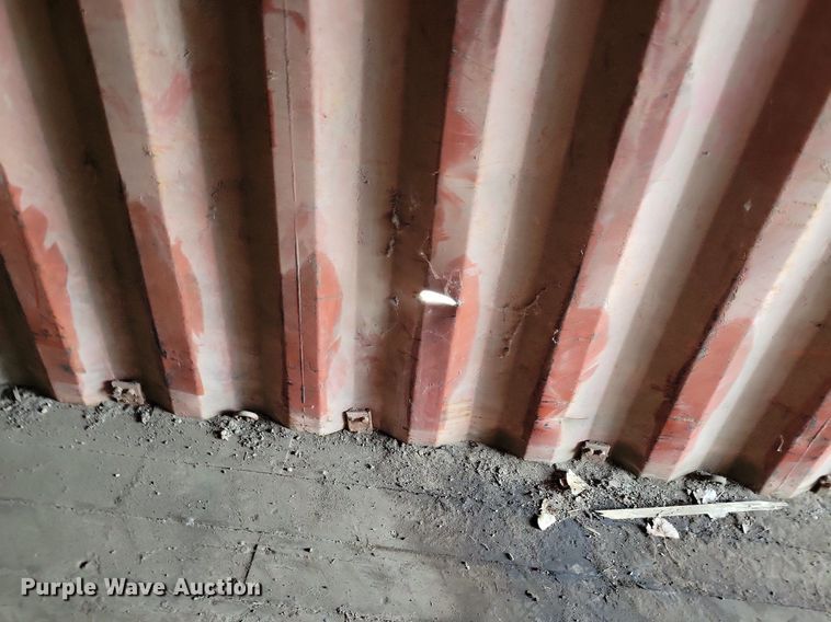 image for item DG0577 Evergreen shipping container