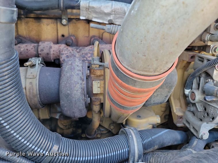 image for item DL7857 2007 Peterbilt 335 water truck