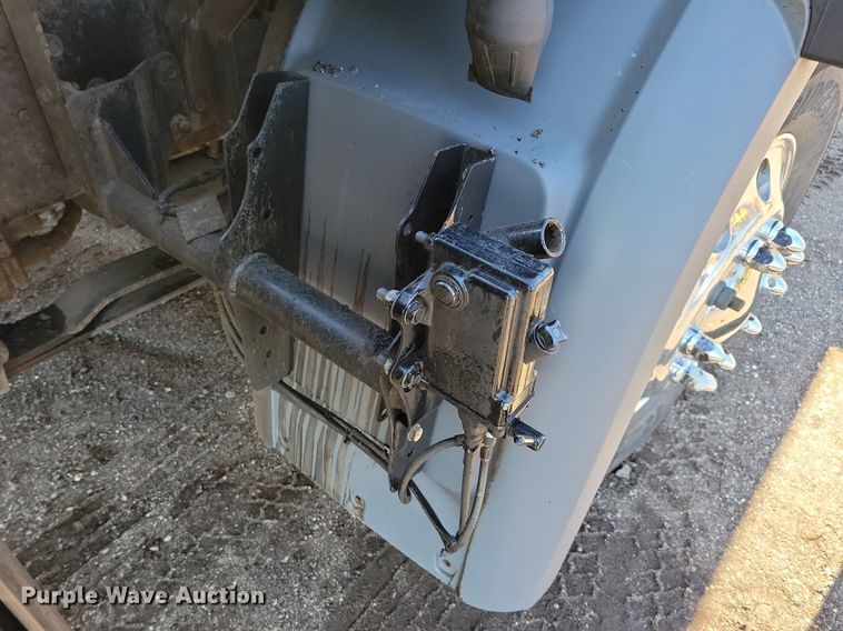 image for item DL7858 2022 Kenworth K370 oil distributor truck