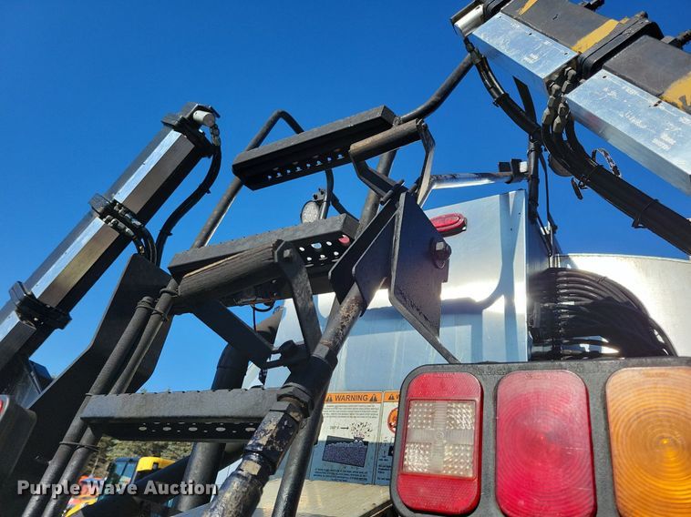 image for item DL7858 2022 Kenworth K370 oil distributor truck