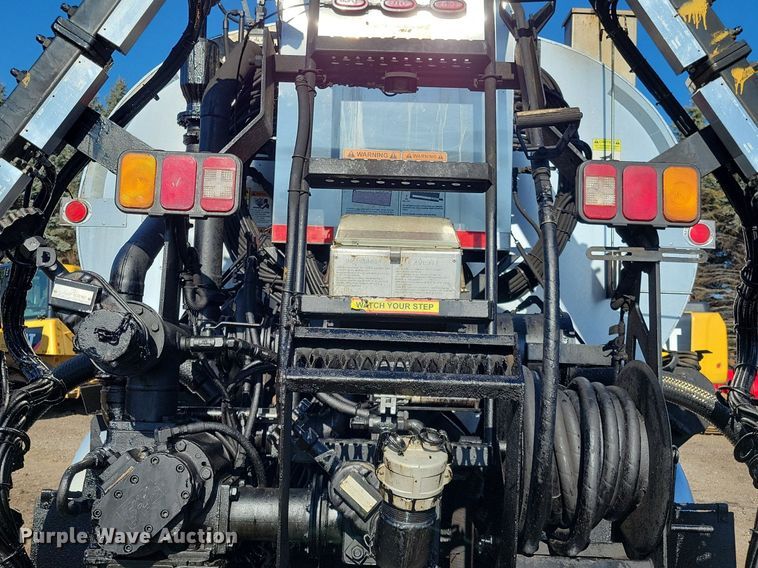 image for item DL7858 2022 Kenworth K370 oil distributor truck