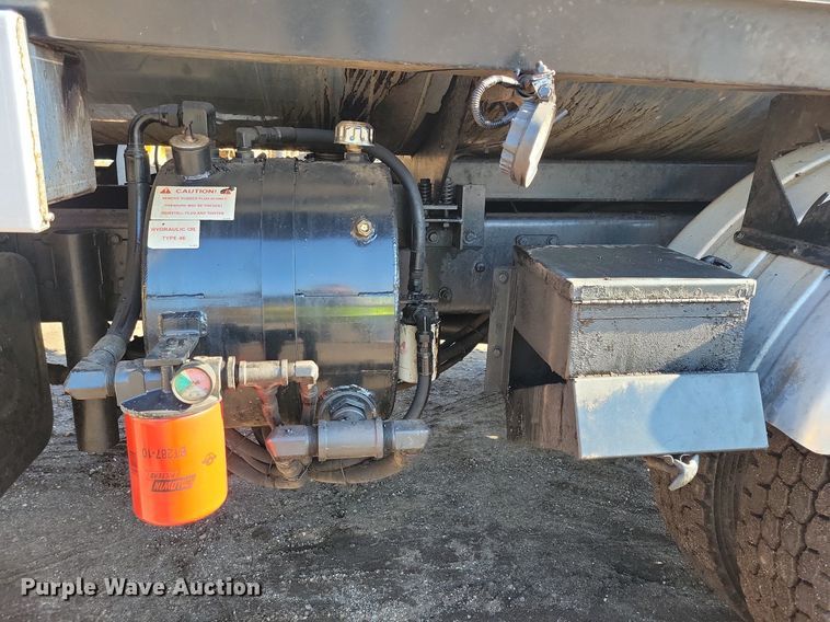 image for item DL7858 2022 Kenworth K370 oil distributor truck