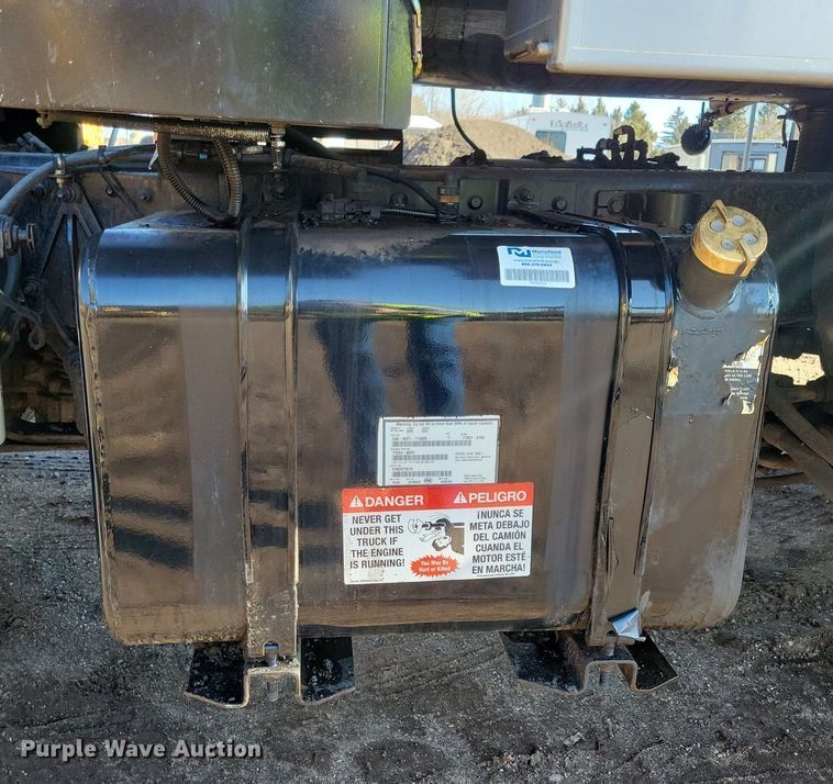 image for item DL7858 2022 Kenworth K370 oil distributor truck