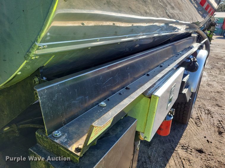 image for item DL7858 2022 Kenworth K370 oil distributor truck