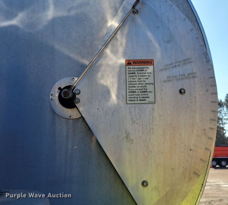 image for item DL7858 2022 Kenworth K370 oil distributor truck