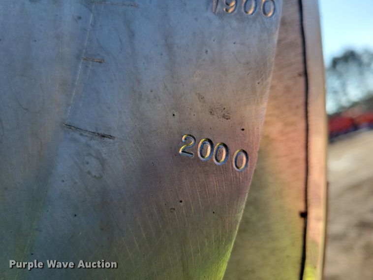 image for item DL7858 2022 Kenworth K370 oil distributor truck