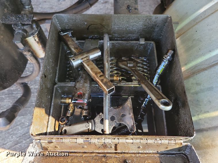 image for item DL7858 2022 Kenworth K370 oil distributor truck