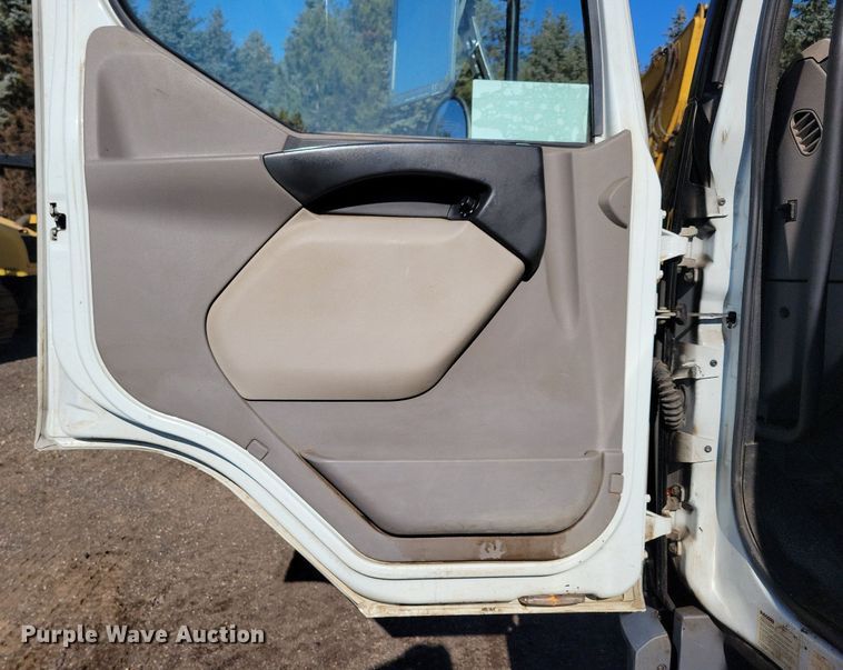 image for item DL7858 2022 Kenworth K370 oil distributor truck