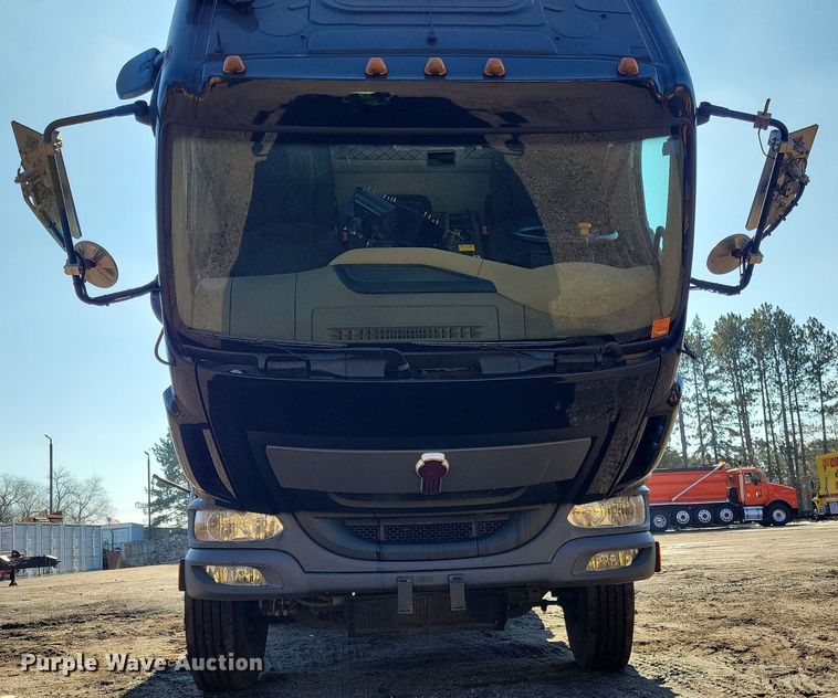 image for item DL7858 2022 Kenworth K370 oil distributor truck