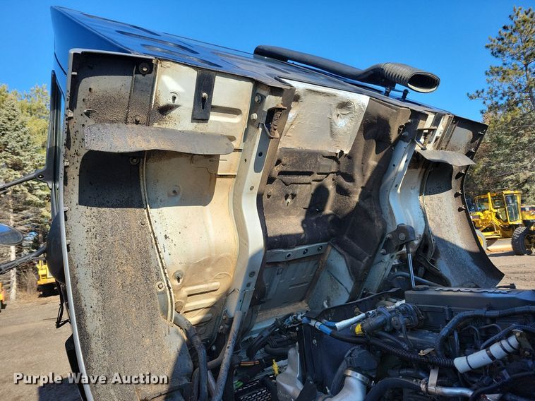 image for item DL7858 2022 Kenworth K370 oil distributor truck