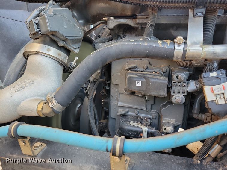 image for item DL7858 2022 Kenworth K370 oil distributor truck