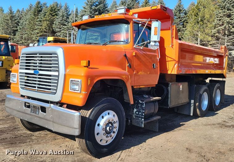 image for item DL7859 1997 Ford LT9000 dump truck